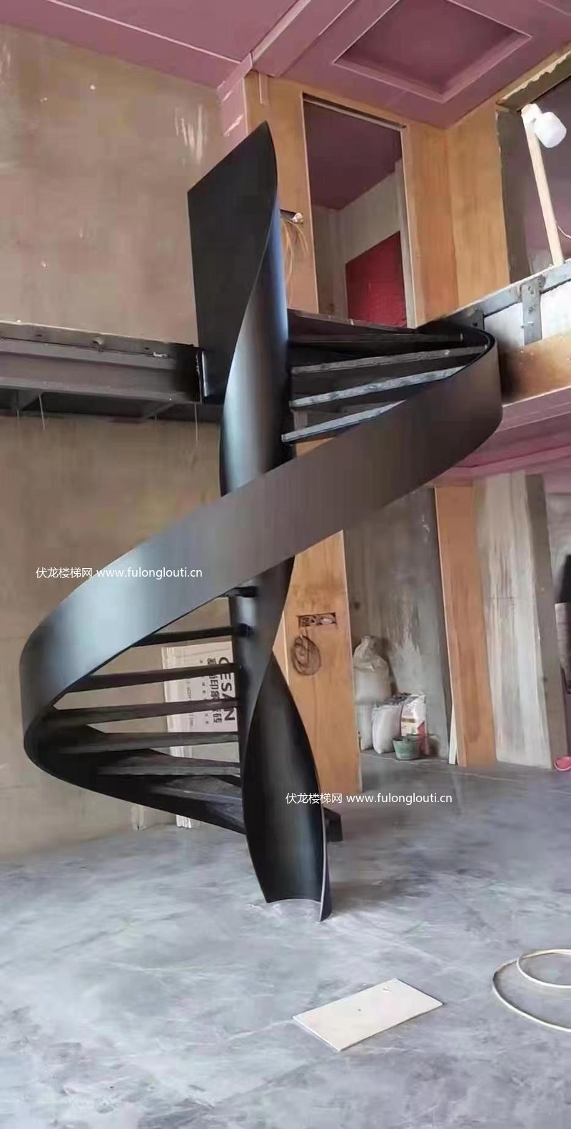 弧形楼梯款式效果参考 3
