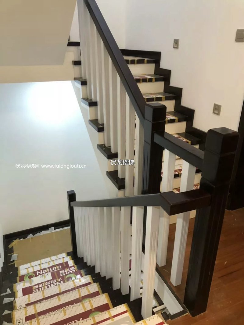 欧式雕花小柱实木扶手款式效果参考 6