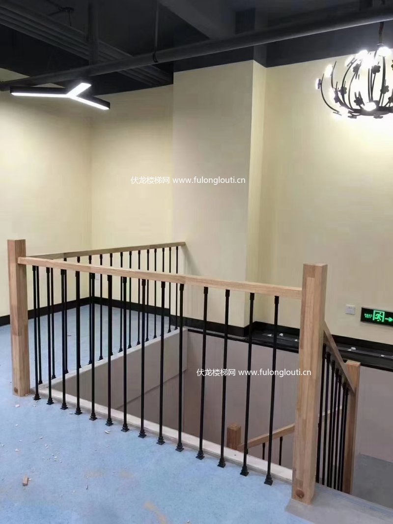 铁艺楼梯扶手款式效果参考 21