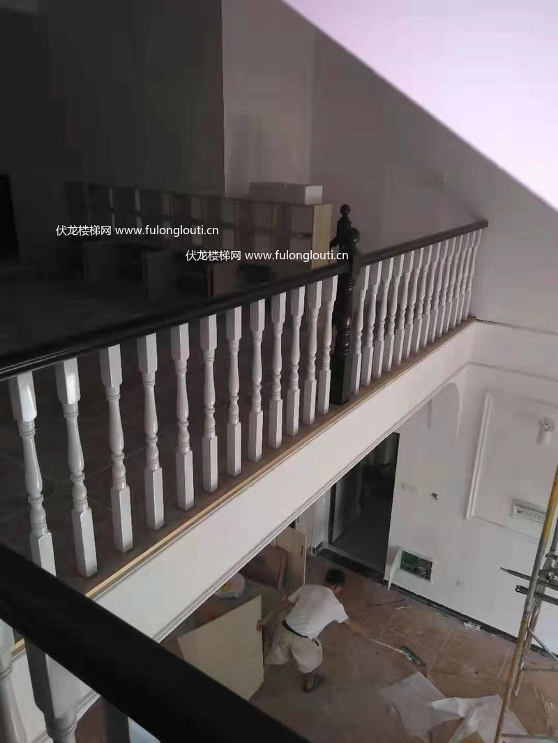 圆小柱实木楼梯扶手款式参考 17