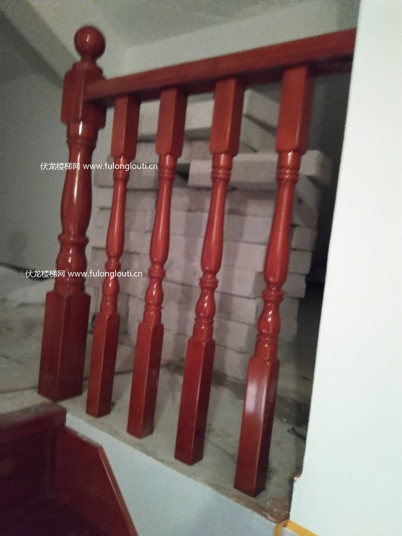 圆小柱实木楼梯扶手款式参考 6