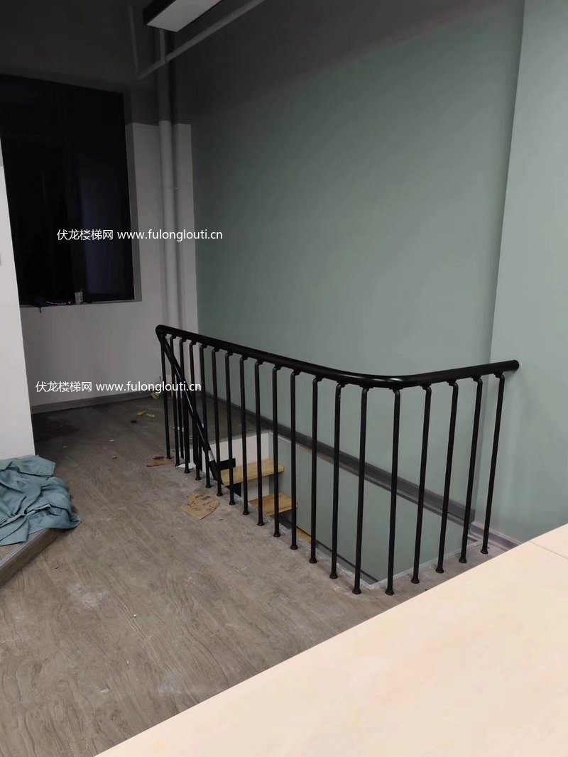 钢木楼梯款式效果参考 31